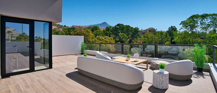 Image No.12-2 Bed Property for sale