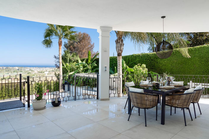 Image No.22-5 Bed Property for sale