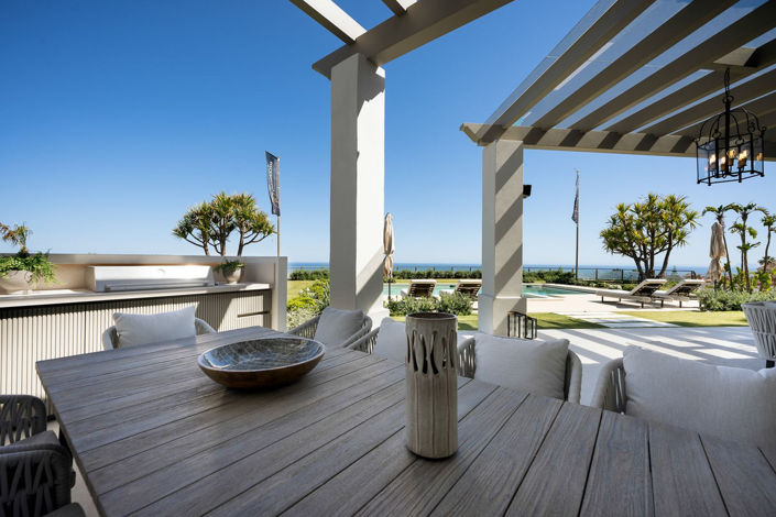 Image No.2-7 Bed Property for sale