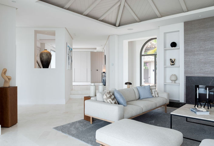 Image No.7-7 Bed Property for sale