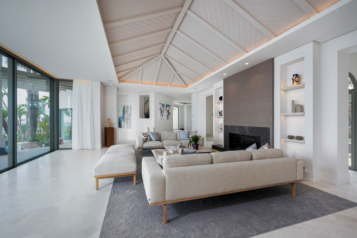 Image No.8-7 Bed Property for sale