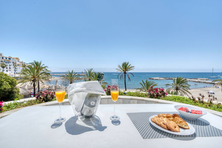 Image No.3-3 Bed Property for sale