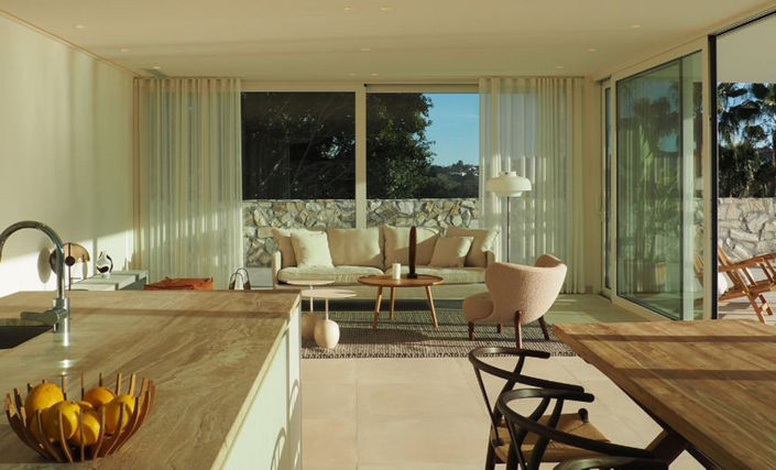 Image No.9-4 Bed Property for sale