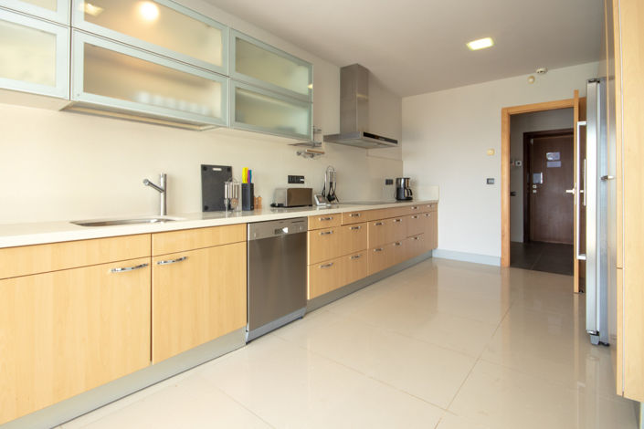 Image No.10-4 Bed Property for sale