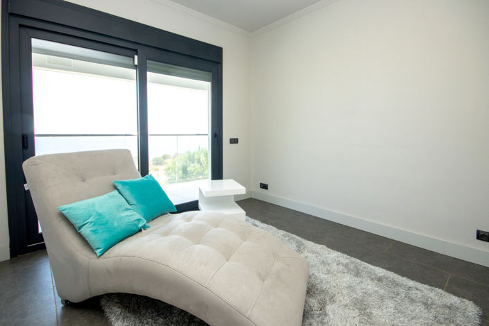 Image No.16-4 Bed Property for sale