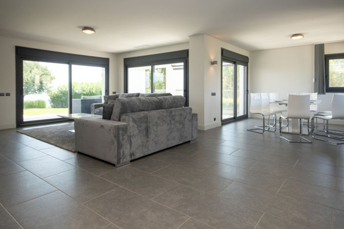 Image No.21-4 Bed Property for sale