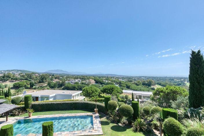 Image No.58-5 Bed Property for sale