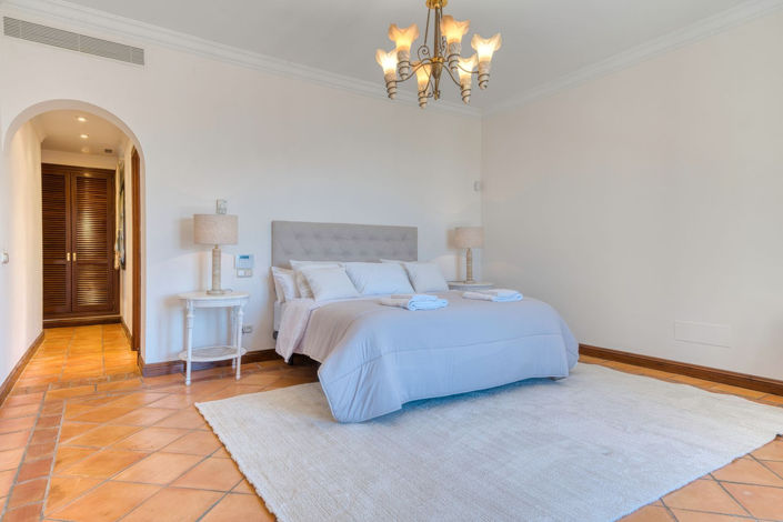 Image No.35-Propriété de 6 chambres à vendre à La Zagaleta