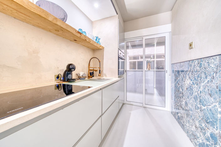 Image No.11-3 Bed Property for sale