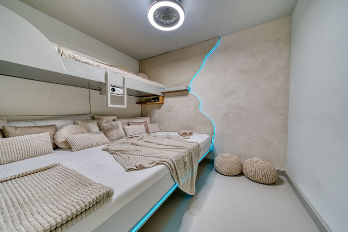 Image No.7-3 Bed Property for sale