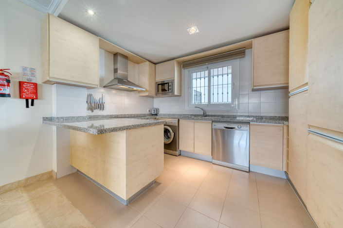 Image No.31-2 Bed Property for sale