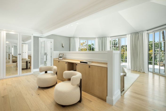 Image No.18-5 Bed Property for sale