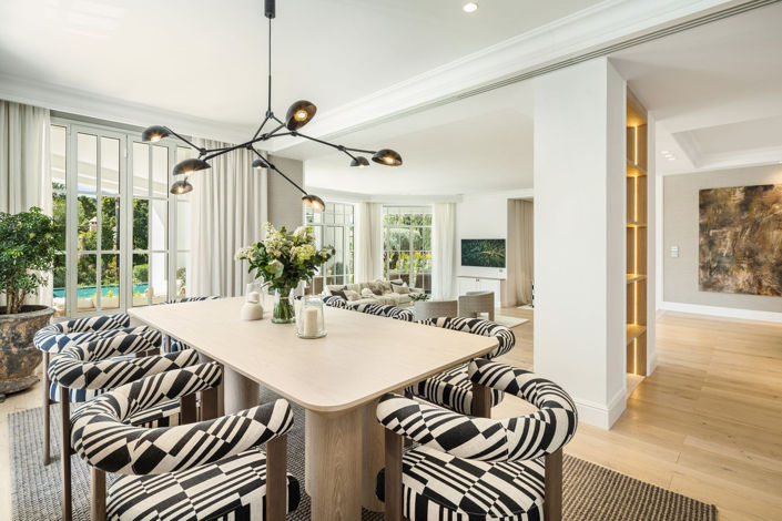 Image No.5-5 Bed Property for sale