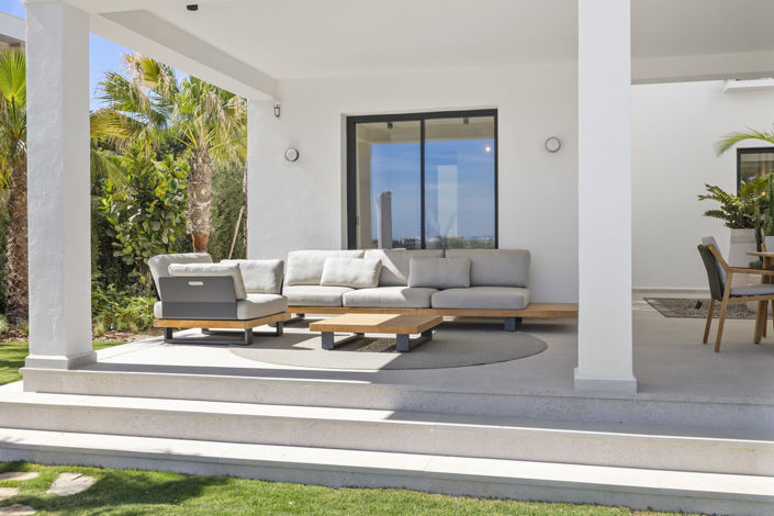 Image No.13-5 Bed Property for sale