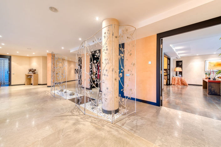 Image No.3-6 Bed Property for sale