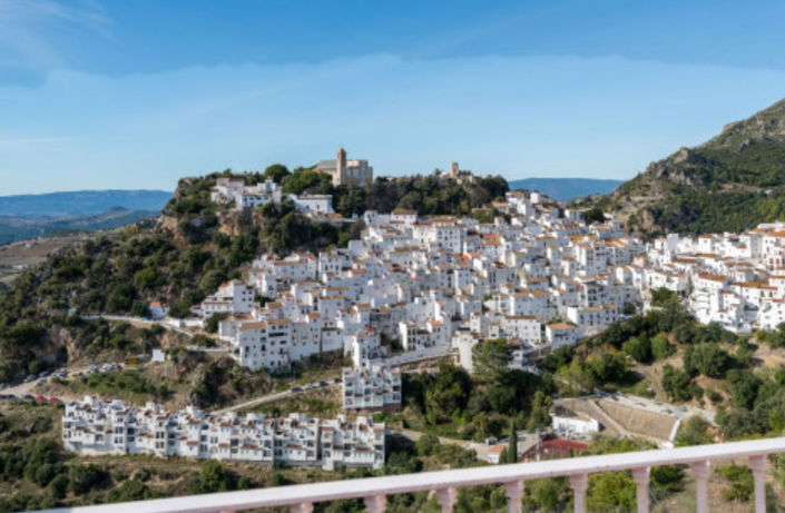 Image No.4-3 Bed Property for sale