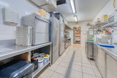 12-53013098fcab6c38b1379cd33298e050