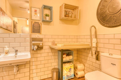 15-11d12f2f454f2f5e9b981fdd8b901d51