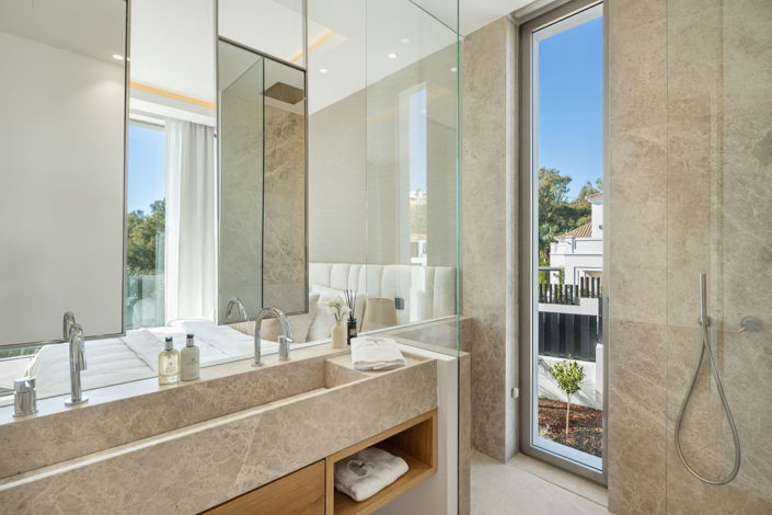 Image No.12-Propriété de 6 chambres à vendre à Marbella