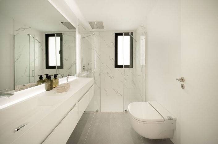 Image No.29-3 Bed Property for sale