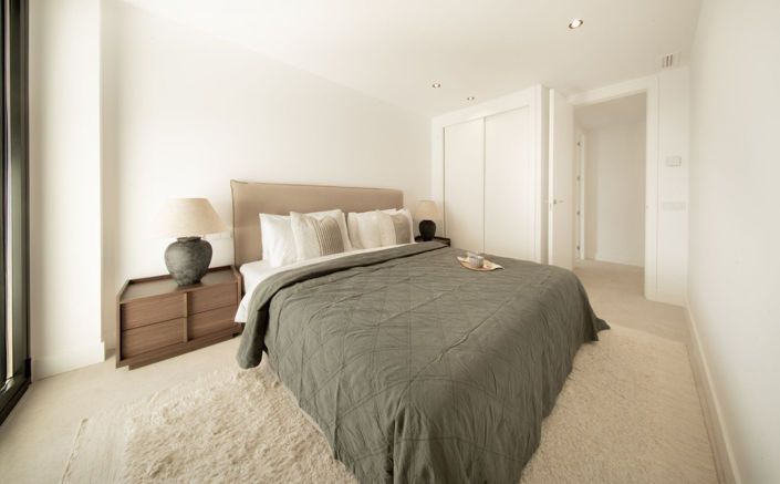 Image No.30-3 Bed Property for sale