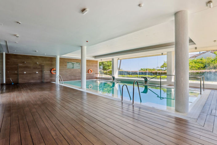 Image No.12-2 Bed Property for sale