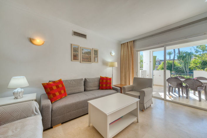 Image No.15-2 Bed Property for sale