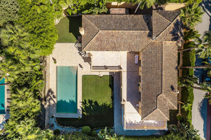 Image No.36-5 Bed Property for sale