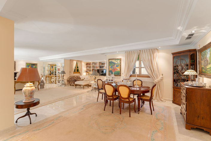 Image No.4-5 Bed Property for sale