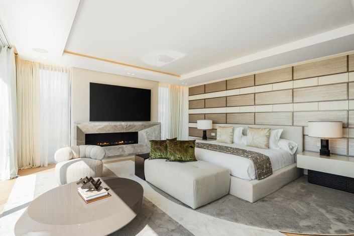 Image No.11-5 Bed Property for sale