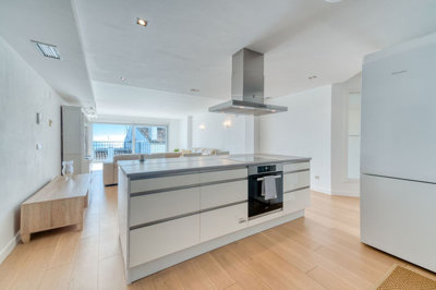 3-e898b2bb2a2fdfd06d2c39894dce8316