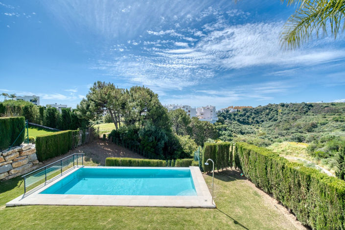 Image No.29-4 Bed Property for sale