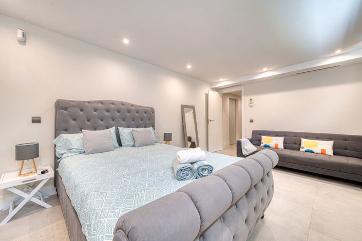 Image No.36-4 Bed Property for sale