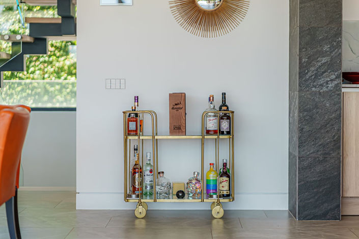 Image No.44-4 Bed Property for sale