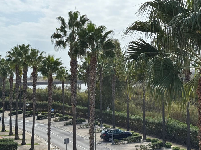 Image No.11-3 Bed Property for sale