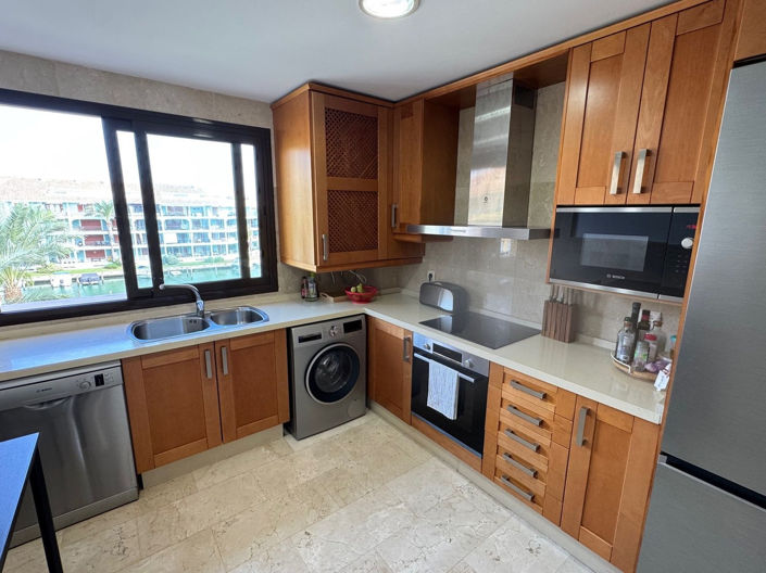 Image No.3-3 Bed Property for sale