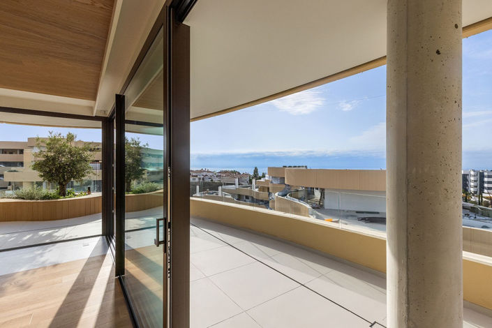 Image No.12-3 Bed Property for sale