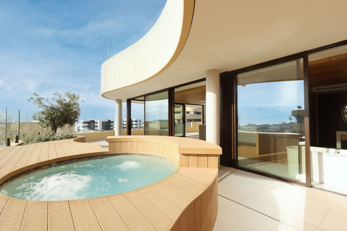 Image No.13-3 Bed Property for sale