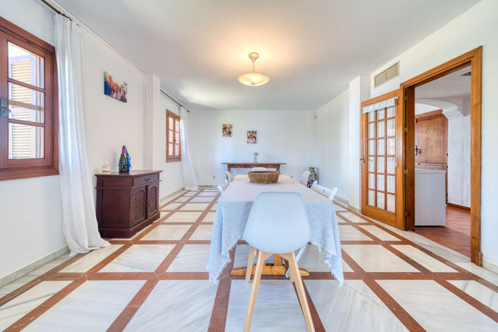 Image No.11-Propriété de 5 chambres à vendre à Estepona