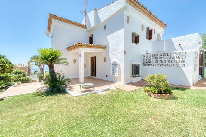 Image No.2-Propriété de 5 chambres à vendre à Estepona