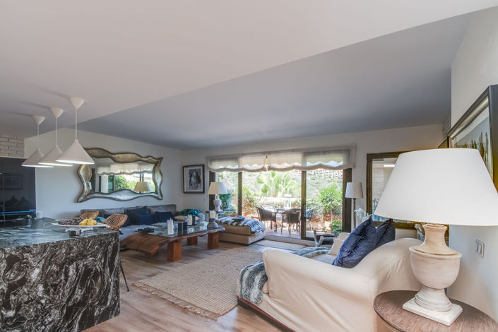 Image No.2-2 Bed Property for sale