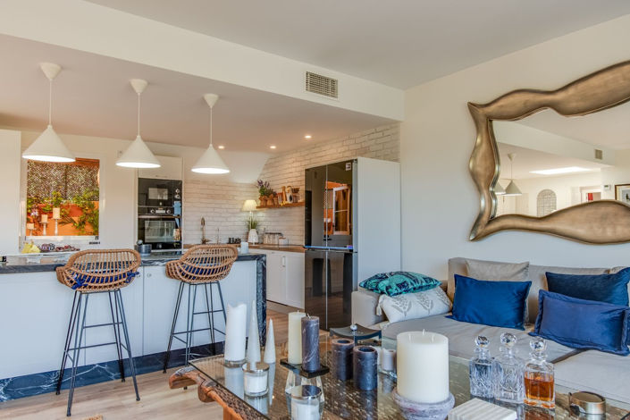 Image No.7-2 Bed Property for sale