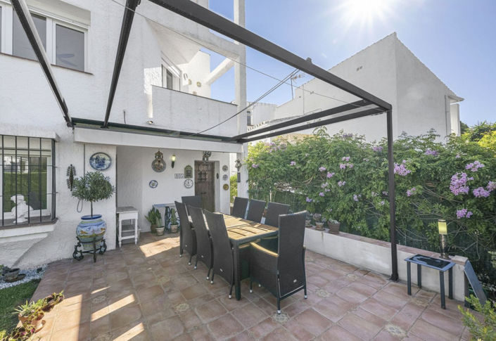 Image No.3-3 Bed Property for sale