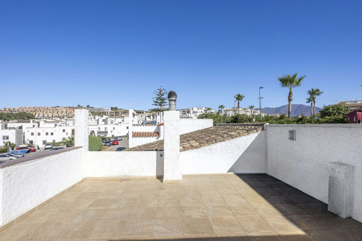 Image No.4-3 Bed Property for sale