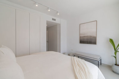 13-5fd73dea700db77384c091ca9818b1a9