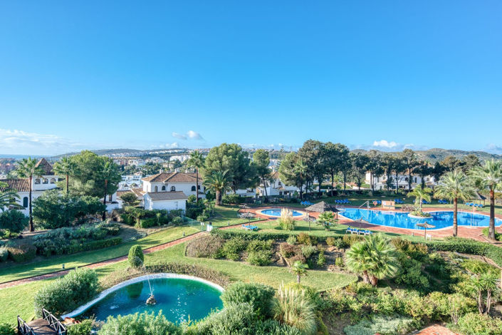 Image No.28-4 Bed Property for sale