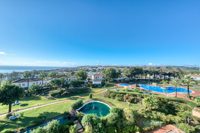 Image No.29-4 Bed Property for sale