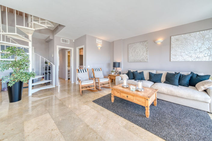 Image No.6-4 Bed Property for sale