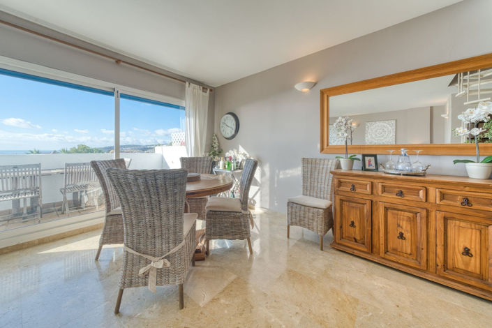 Image No.9-4 Bed Property for sale