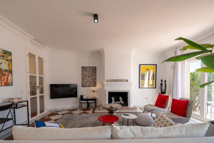 Image No.15-3 Bed Property for sale